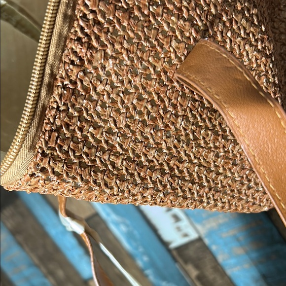 Brown Woven Tote Bag with Pouch - Picture 13 of 16